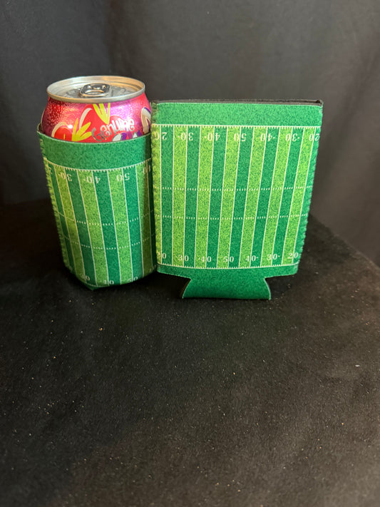 🏈💚 Football Field Can Koozie