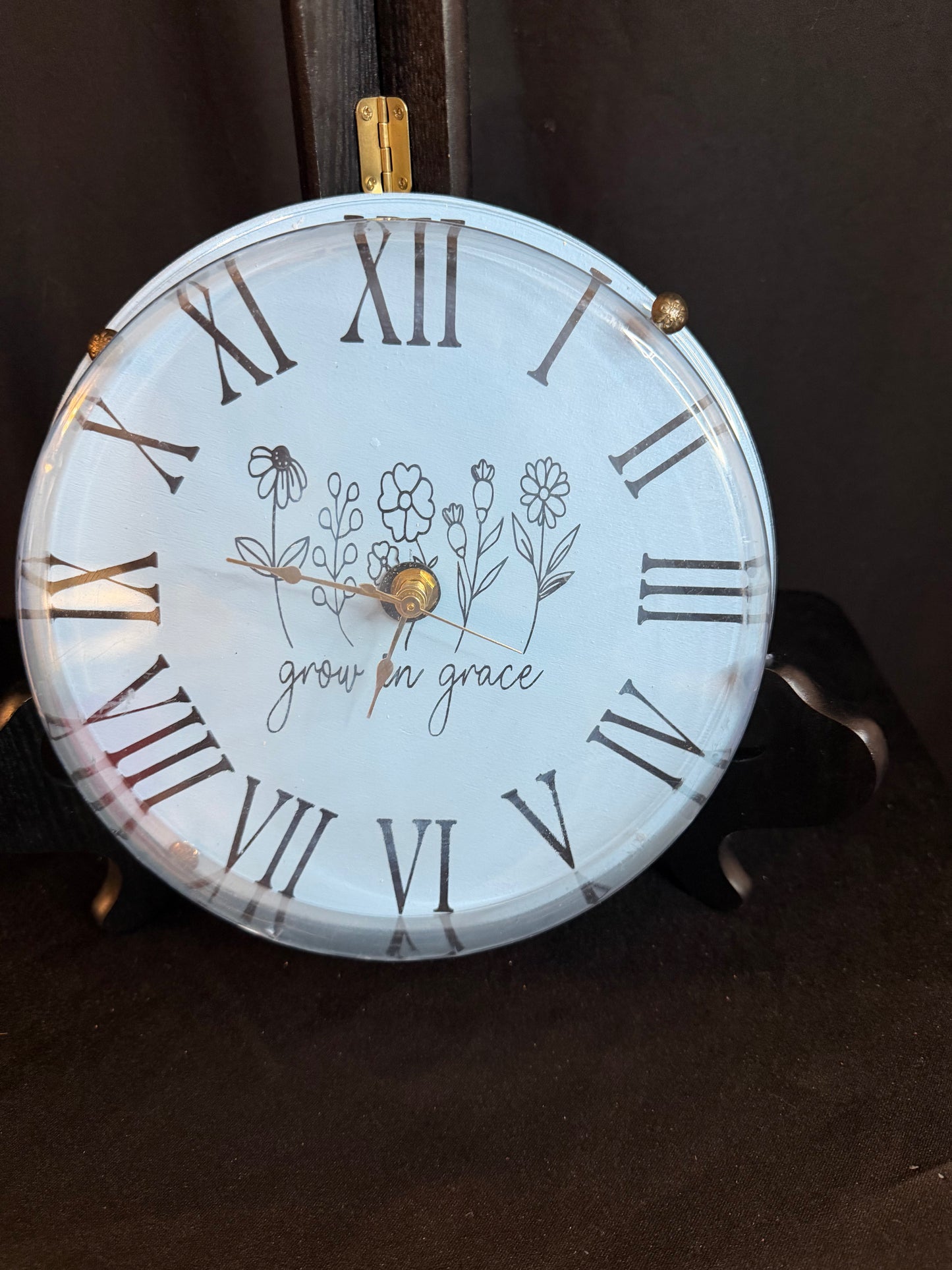 💙🕰️ “Grow in Grace” Roman Numeral Clock